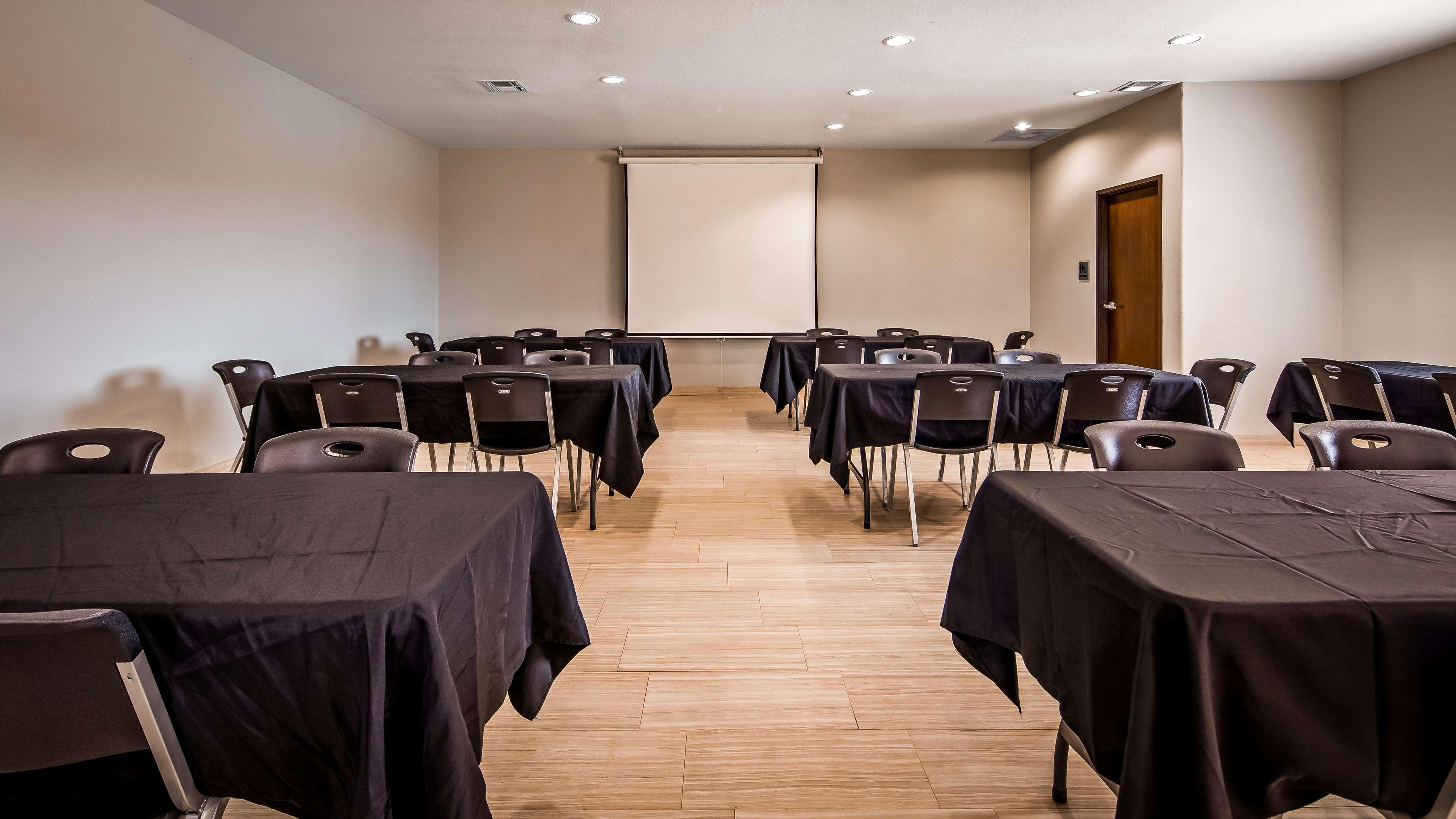 Western Inn&suites Hotel Dilley
