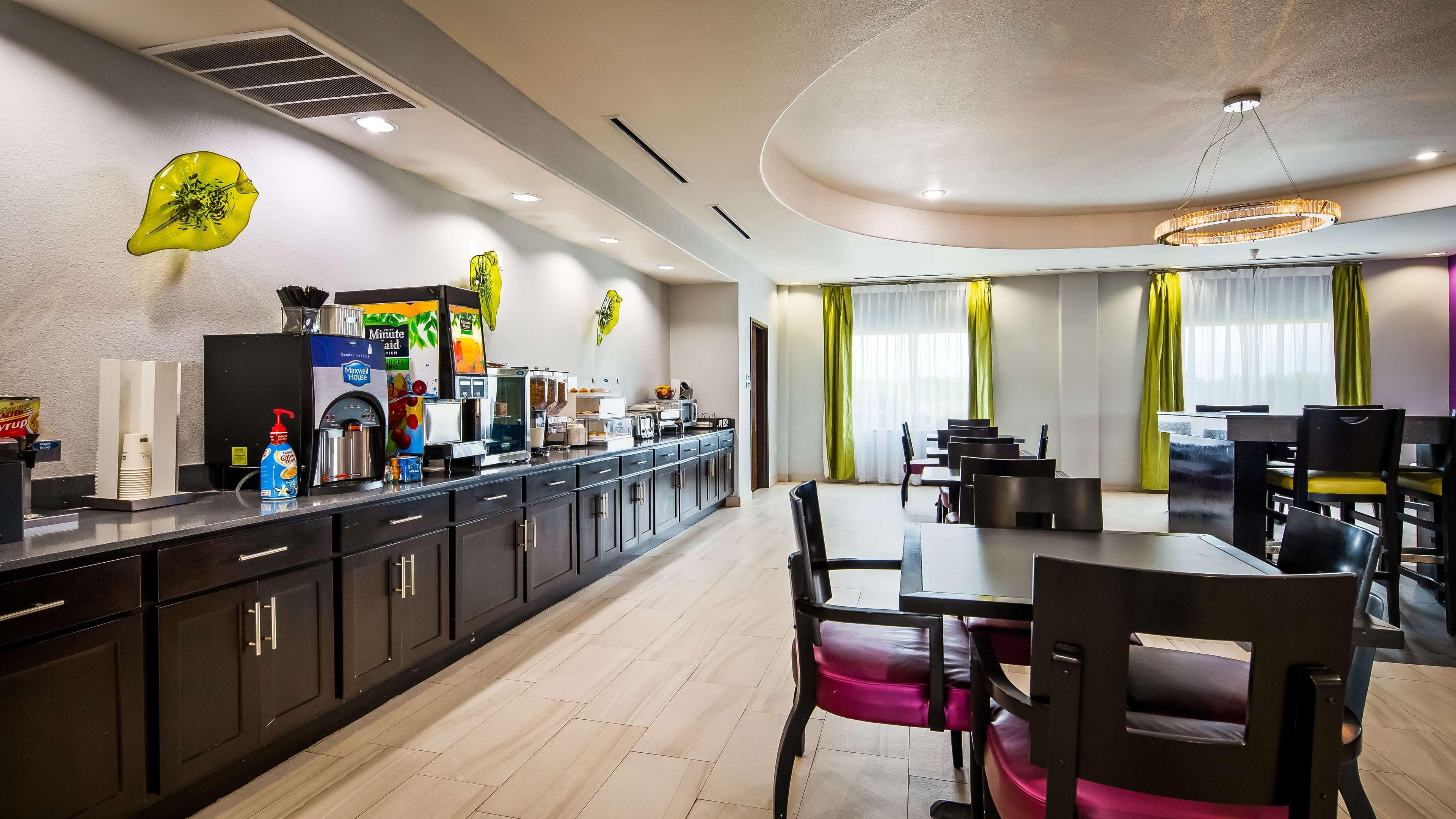 Hotel Western Inn&suites