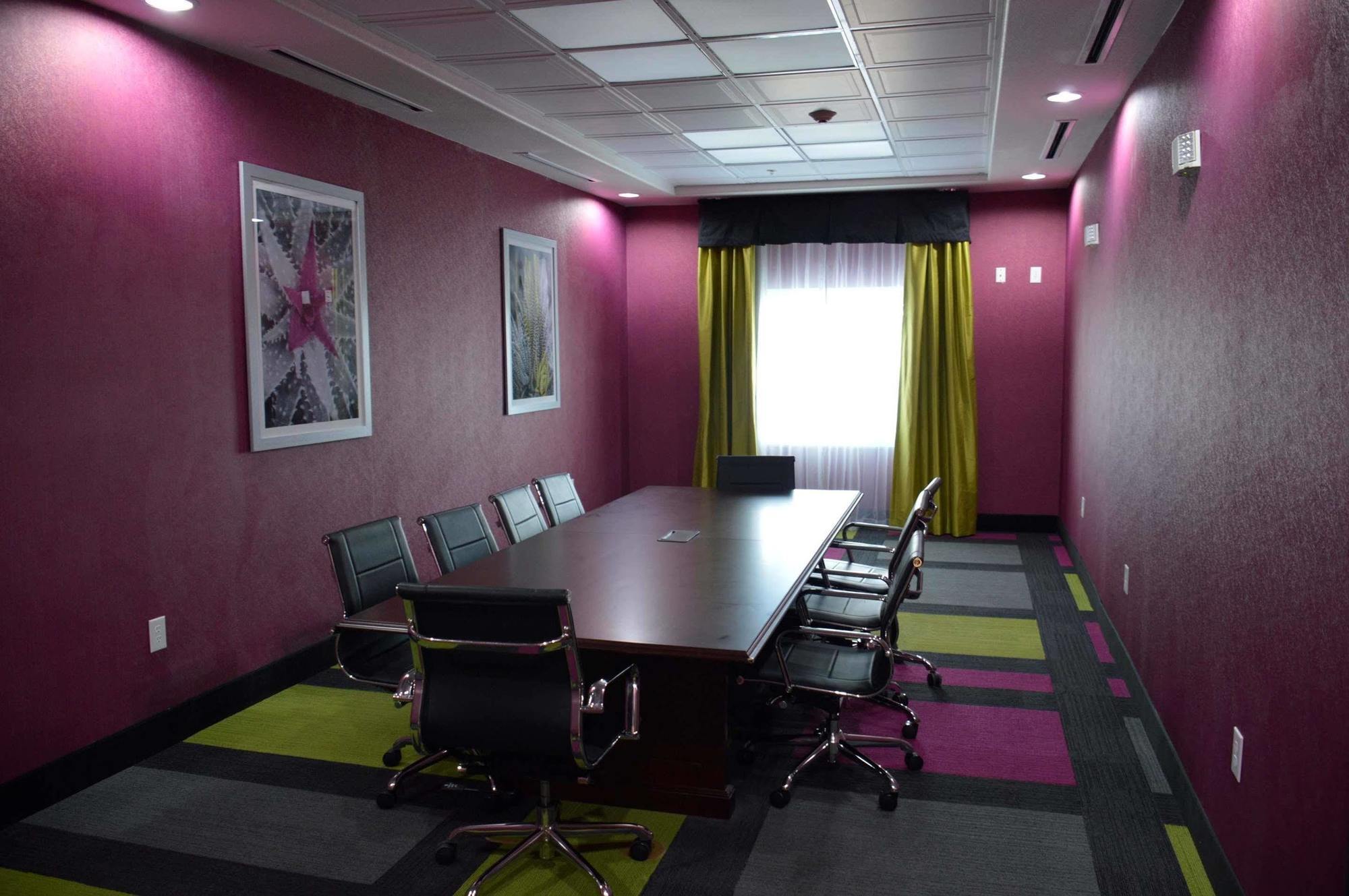 Western Inn&suites 3*
