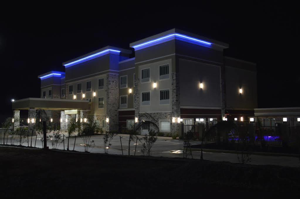 Western Inn&suites Dilley